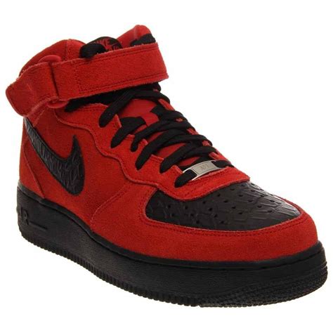 air force 1 basketball shoes.